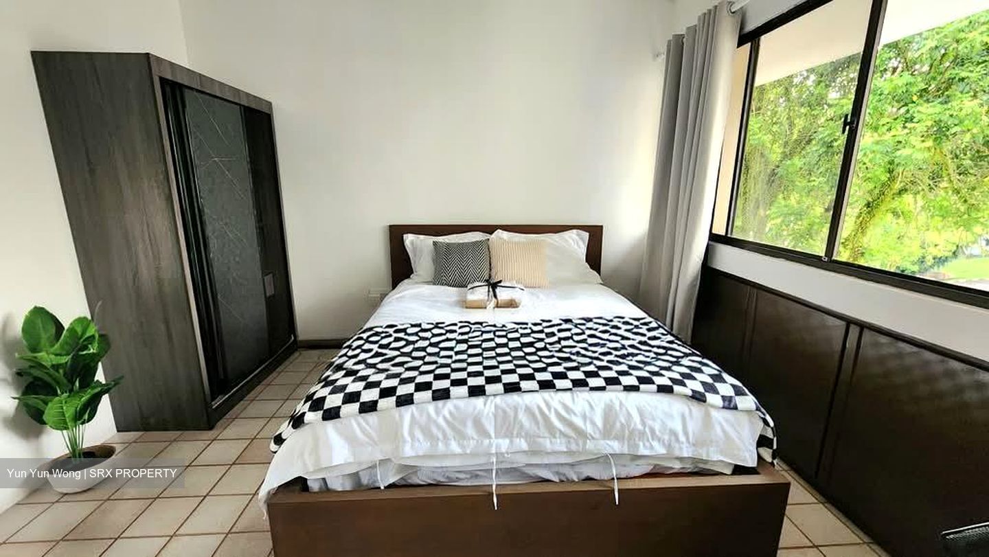 Pine Grove (D21), Condominium #566701281